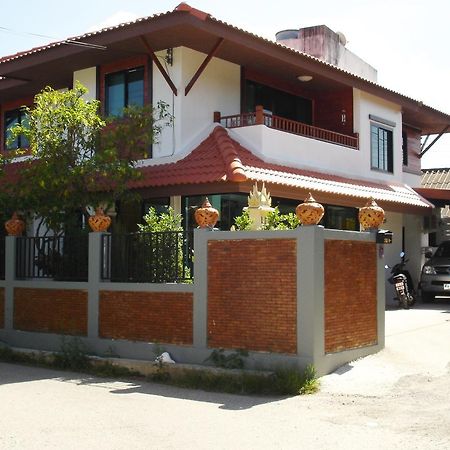Rak Khun Hostel Chiang Mai Ngoại thất bức ảnh