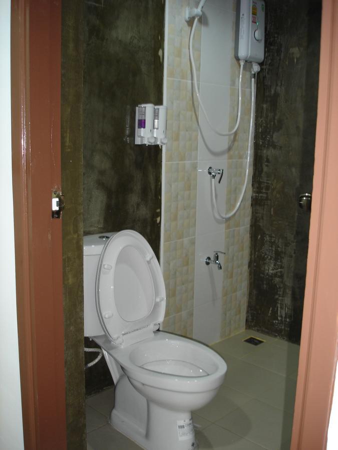 Rak Khun Hostel Chiang Mai Ngoại thất bức ảnh