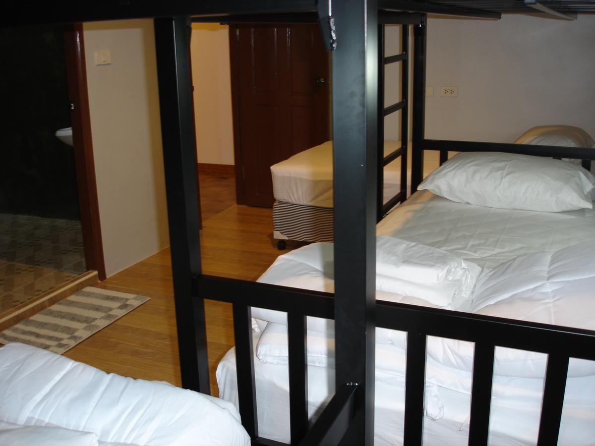 Rak Khun Hostel Chiang Mai Ngoại thất bức ảnh